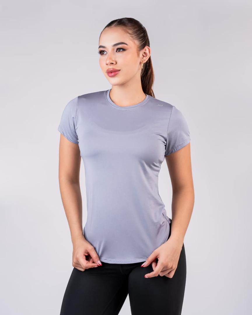 Blusa Essential Fit